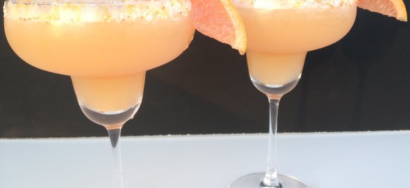 Red Grapefruit & Honey Margarita {Cinco de Mayo}