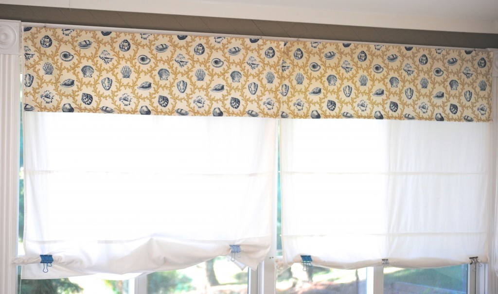 So easy to make your own DIY valance