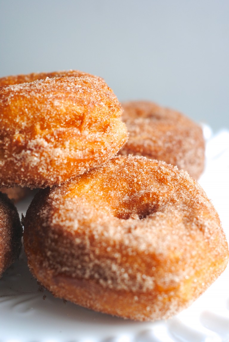 How to Make Doughnuts the EASY Way (with VIDEO!)