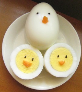 Have leftover Easter Eggs? Check out these hard boiled egg recipes and ideas from www.makinglemonadeblog.com! #Easter #eggs