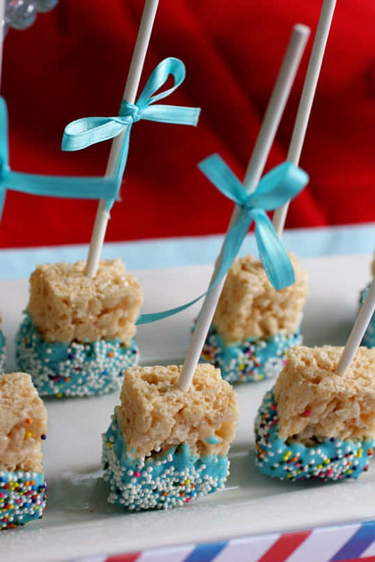 25 of the BEST bake sale recipes to rock your next bake sale table!