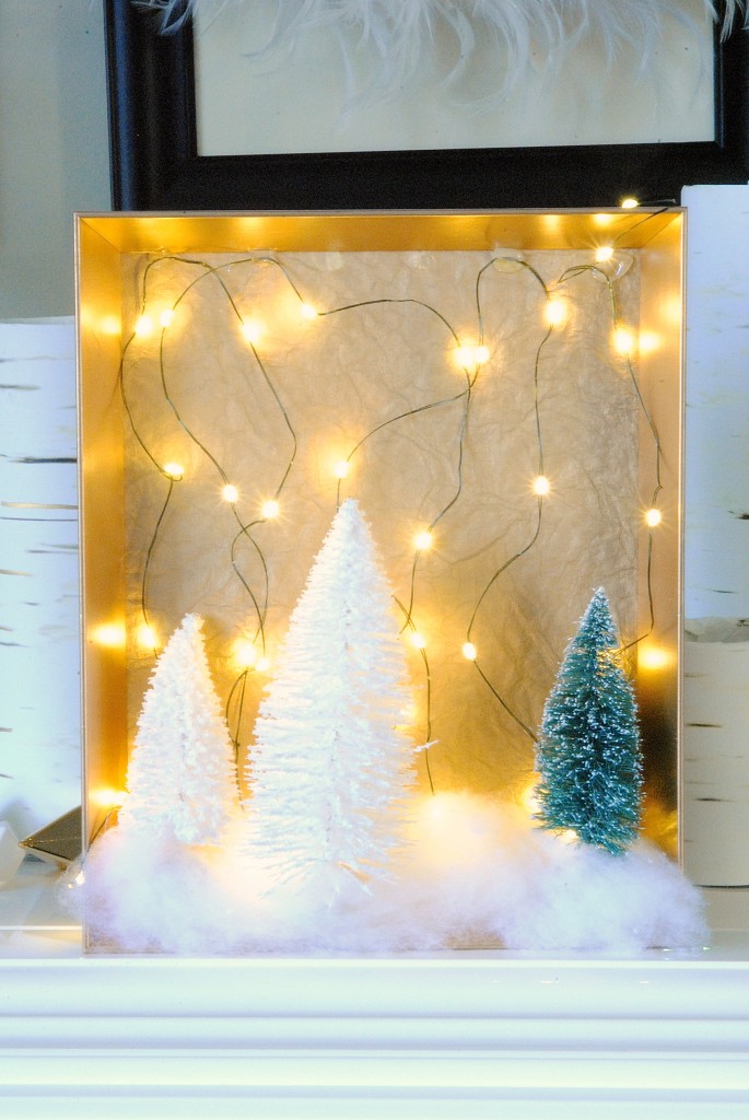 So if you're looking for an easy Christmas craft to light up your holiday decor, here you go.