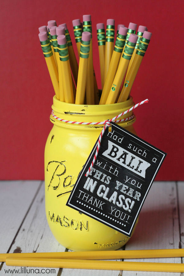 20 End of Year Teacher Gifts (That They'll Actually Use!)