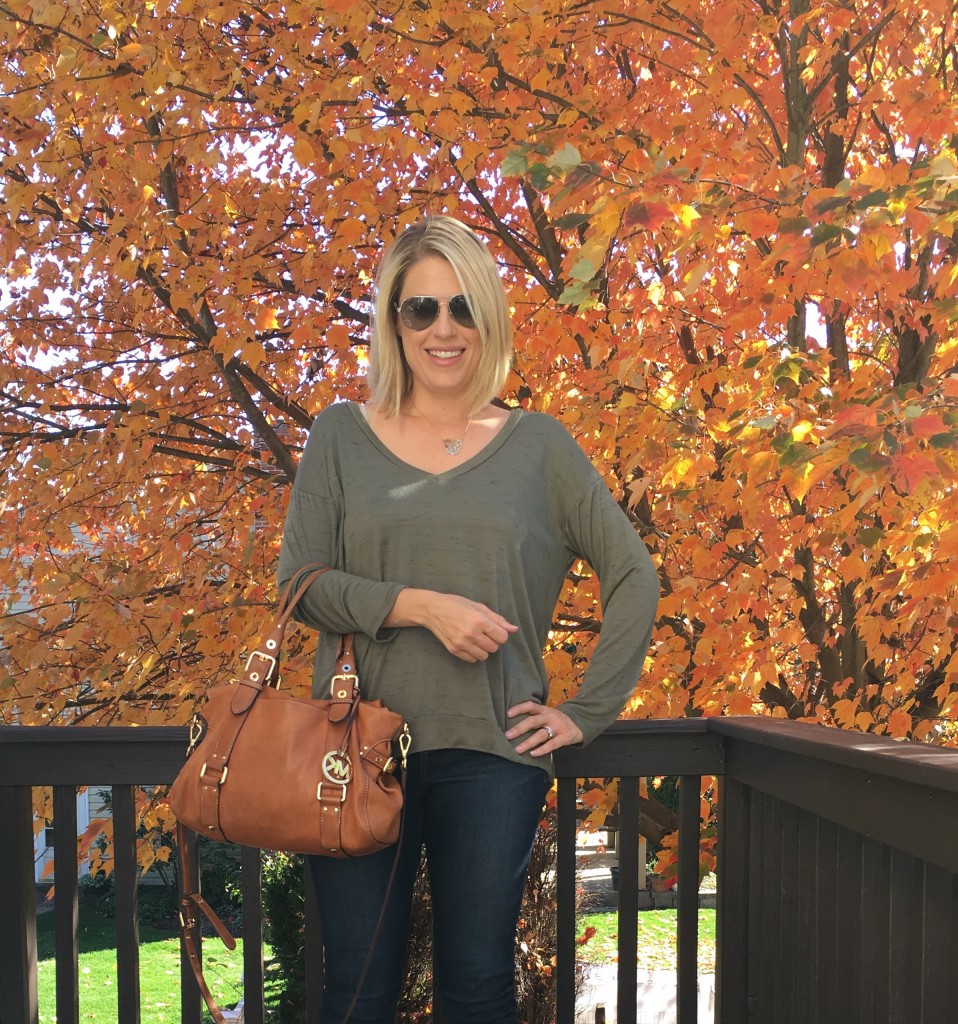 Fashion finds for daily mom style! (shhhh... fashion over 40 can be stylish and fun!)