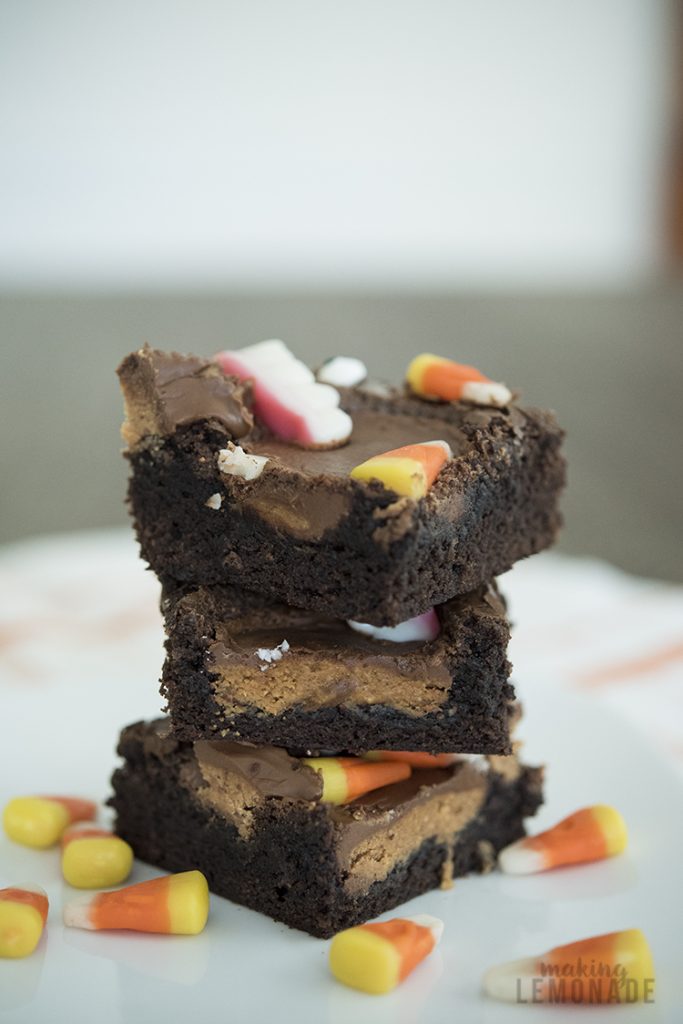 These Halloween brownies look so good and use a boxed brownie mix! Making these Monster Mash for our next Halloween party!