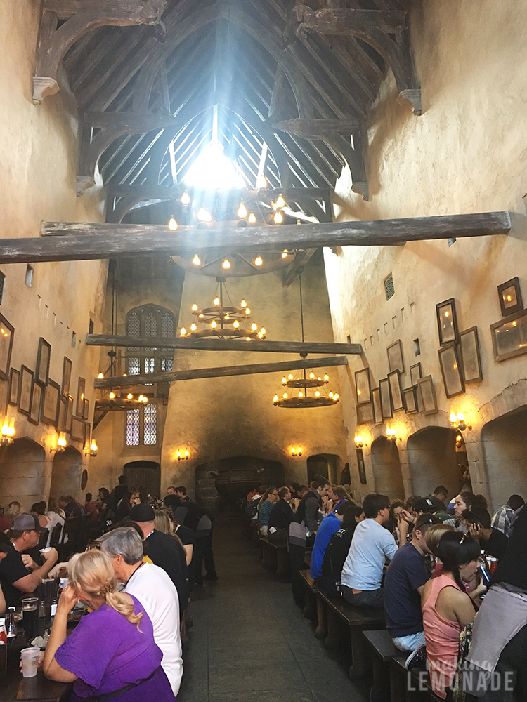 TONS of must-know tips and planning ideas for the BEST vacation to Universal Studios Florida and the Wizarding World of Harry Potter!