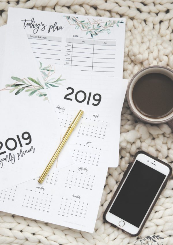 Get Organized with our Free Printable 2019 Planner!