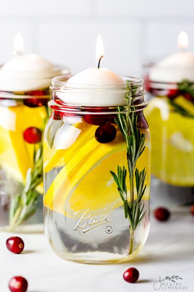 make your home smell amazing (naturally!) with these beautiful winter jars scented with essential oils!
