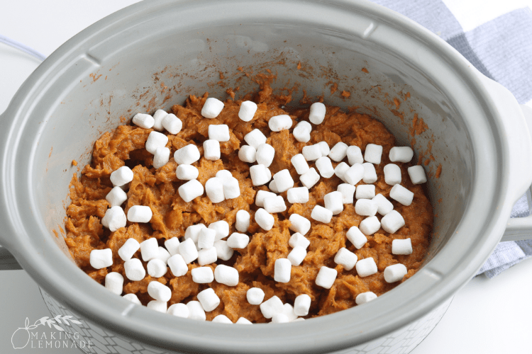 marshmallows on sweet potato casserole