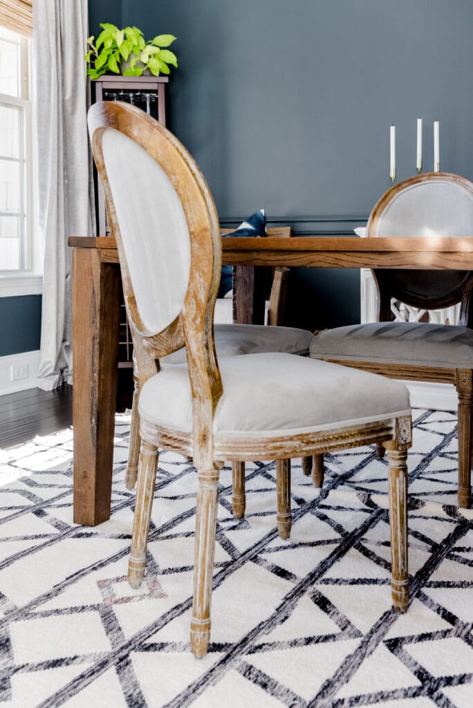 dining room chair
